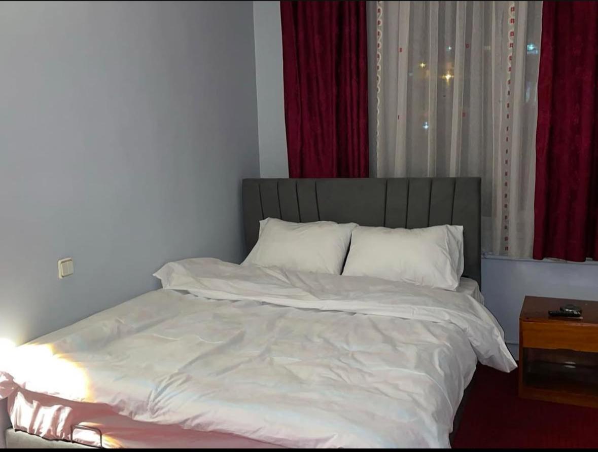 Oez Altinbasak Otel Ankara Zewnętrze zdjęcie