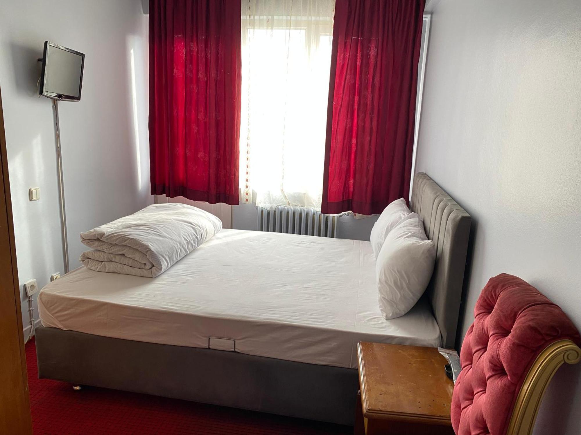 Oez Altinbasak Otel Ankara Zewnętrze zdjęcie